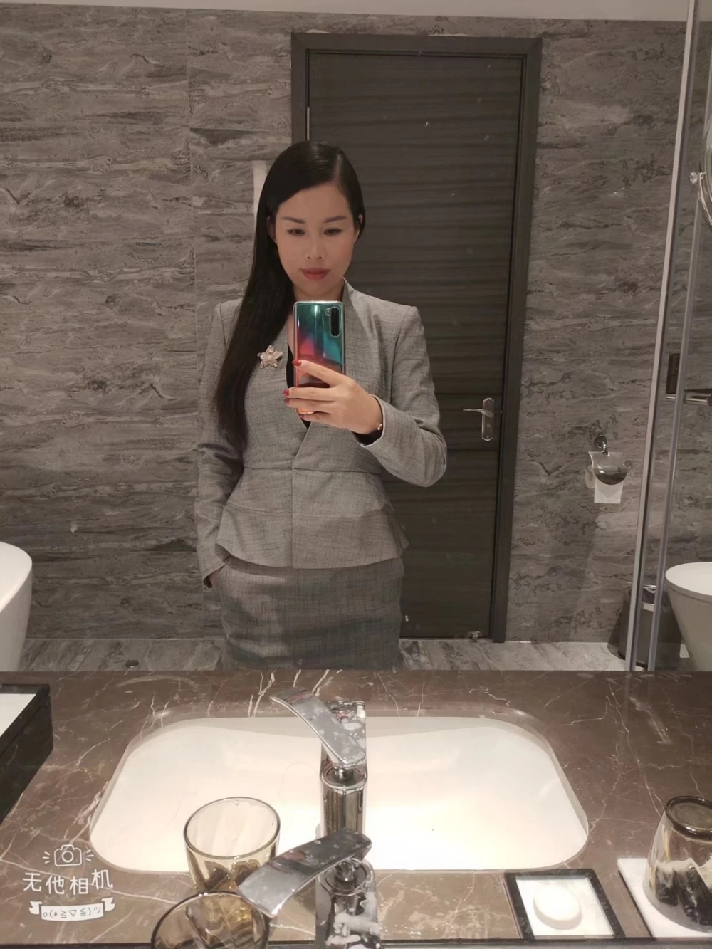 1007204240.jpg